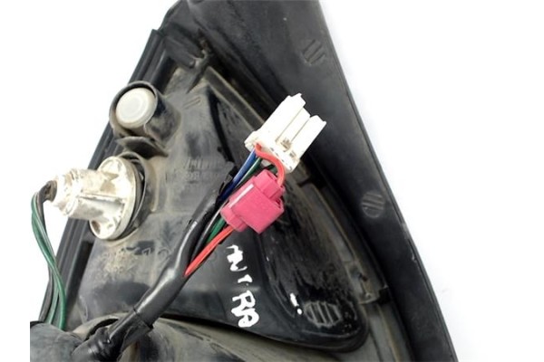 Recambio de piloto trasero derecho para hyundai lantra familiar (rd) referencia OEM IAM 9240229910  