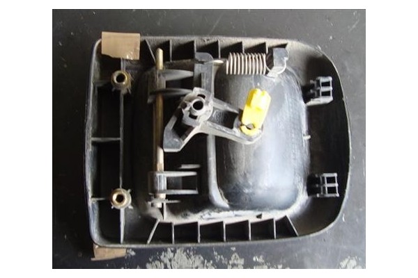 Recambio de maneta exterior delantero derecha para renault master ii furgón (fd) 2.5 dci 120 referencia OEM IAM 7700352489  