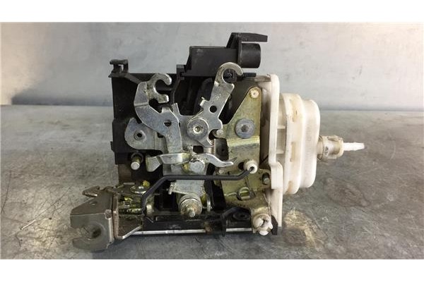 Recambio de cierre electromagnetico delantero derecho para audi a3 (8l) 1.8 t ambiente referencia OEM IAM 8L1837016A  