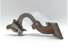 Recambio de bisagra sup. puerta trasero derecha para citroen jumper furgón 2.0 31 m ntz. 1400 referencia OEM IAM   