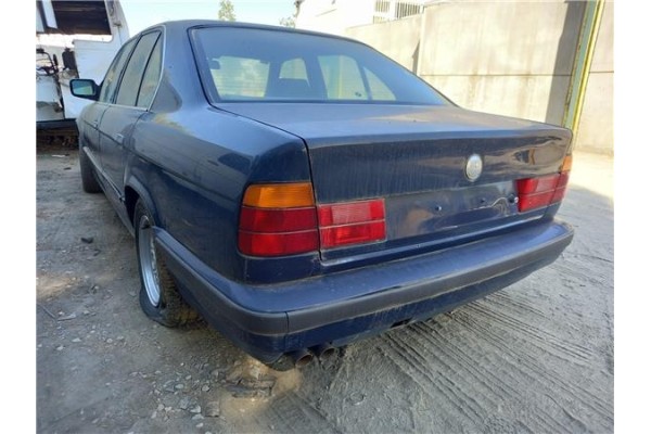 bmw serie 5 berlina (e34) del año 1989
