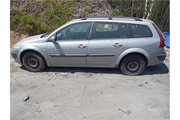 renault megane ii ranchera familiar (km0/1_) del año 2004