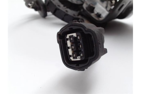 Recambio de bisagra inf. puerta trasero derecha para kia carnival 2.9 crdi vgt ex referencia OEM IAM   