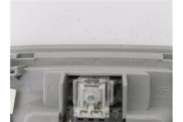 Recambio de luz trasero central techo para hyundai kona (os) 1.0 pure referencia OEM IAM 92850J9100TTX  