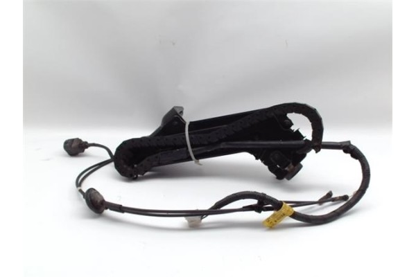 Recambio de bisagra inf. puerta trasero derecha para kia carnival 2.9 crdi vgt ex referencia OEM IAM   