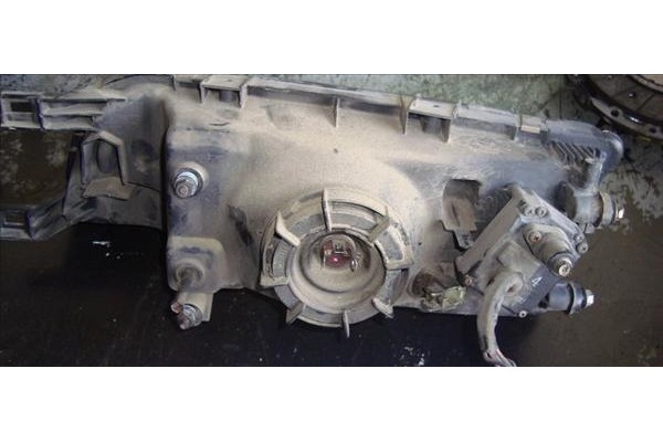 Recambio de faro delantero dcho para nissan almera (n15) 1.6 referencia OEM IAM 260101N725  