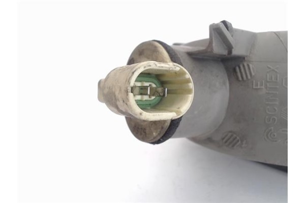 Recambio de intermitente delantero izquierdo para renault clio i fase i / ii (b/c57) referencia OEM IAM 7700815977  