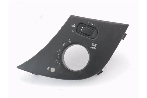 Recambio de consola para mercedes-benz clase a (bm 168) 1.6 160 (168.033) referencia OEM IAM 1685450191  
