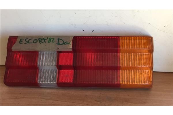 Recambio de piloto trasero derecho para ford escort berl./turn./cab./express(1981) 1.1 ghia berlina [1,1 ltr. - 40 kw] referenci