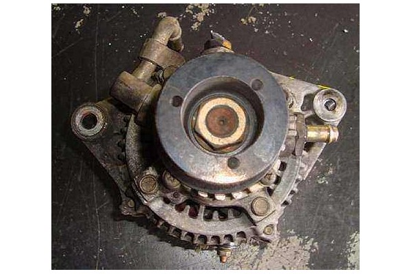 Recambio de alternador para rover rover 200 (rf) 220 sdi referencia OEM IAM 1002132272 YLE104500 