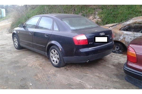 audi a4 berlina (8e) del año 2001