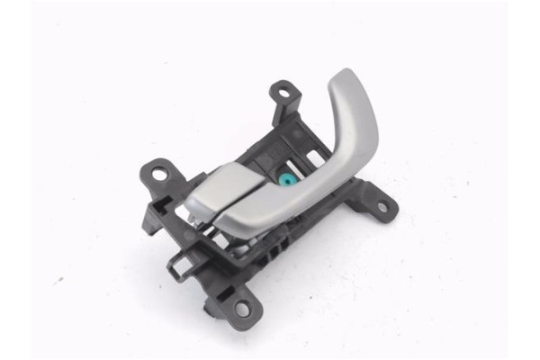 Recambio de manilla int. puerta delantero izquierda para hyundai kona (os) 1.0 pure referencia OEM IAM 82610J9010UN5  