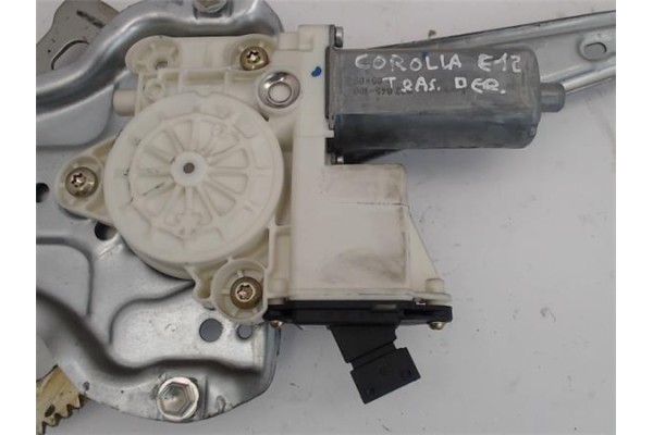Recambio de mecanismo elevalunas trasero derecho para toyota corolla (e12) referencia OEM IAM 69830-02120  