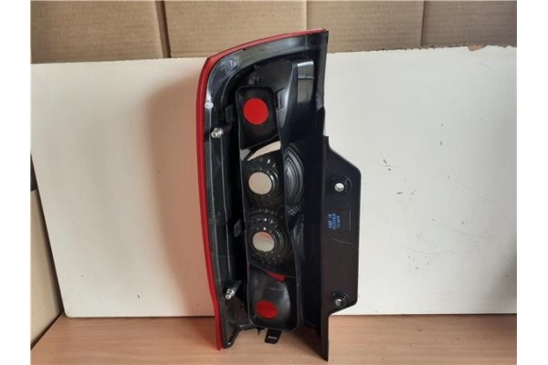 Recambio de piloto trasero derecho para citroen nemo 1.4 seduction referencia OEM IAM FT9074153 42421077 