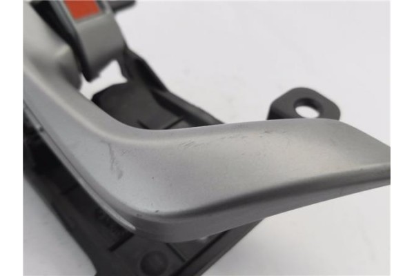 Recambio de manilla int. puerta delantero izquierda para hyundai kona (os) 1.0 pure referencia OEM IAM 82610J9010UN5  