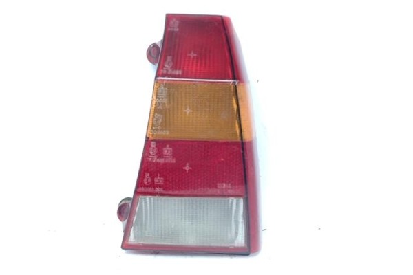 Recambio de piloto trasero derecho para citroen ax referencia OEM IAM 95659632  