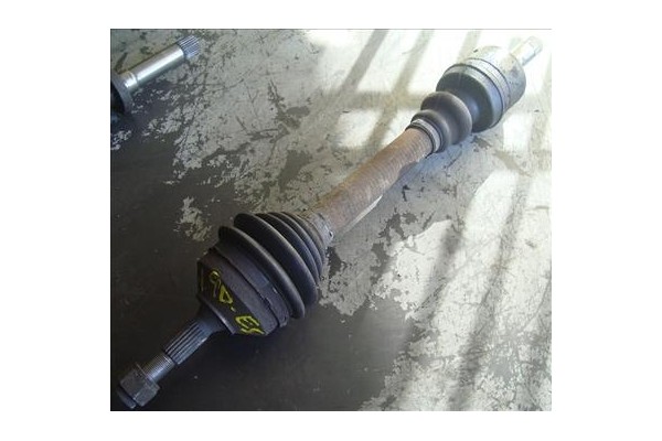 Recambio de palier delantero izquierdo para peugeot 206 berlina (1998) 1.9 d referencia OEM IAM   
