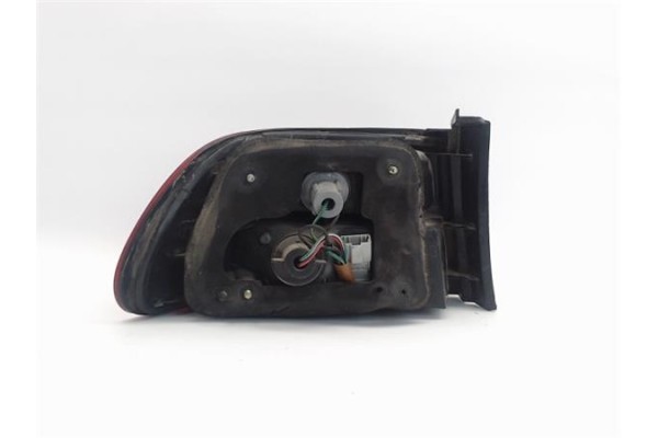 Recambio de piloto trasero derecho para honda civic berl. 3/4 (eg/eh) referencia OEM IAM 33500SR3G01   Recambio de piloto trasero derecho para honda civic berl. 3/4 (eg/eh) referencia OEM IAM 33500SR3G01