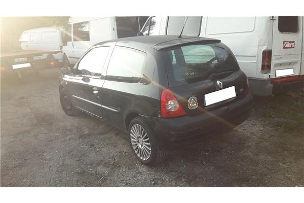 renault clio ii fase ii (b/cb0)(2001) del año 