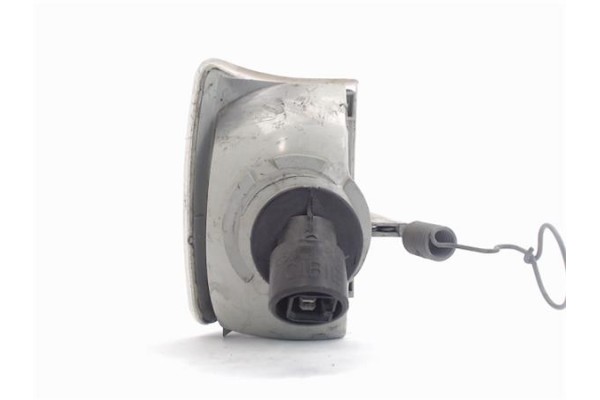 Recambio de intermitente delantero izquierdo para renault r 21 berlina (b/l48) referencia OEM IAM   