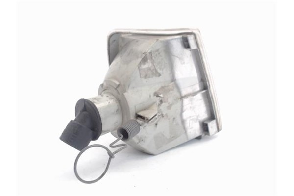 Recambio de intermitente delantero izquierdo para renault r 21 berlina (b/l48) referencia OEM IAM   