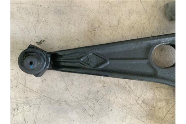 Recambio de brazo suspension delantero izquierdo para citroen jumpy 2.0 hdi 125 fap 27 l1h1 fugón referencia OEM IAM 8660005371 