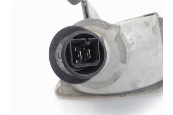 Recambio de intermitente delantero izquierdo para renault r 21 berlina (b/l48) referencia OEM IAM   