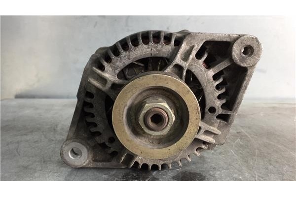 Recambio de alternador para nissan primera berlina (p11) 1.6 16v referencia OEM IAM 63321704 231002F010 