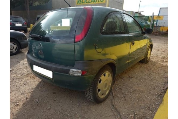 opel corsa c del año 2003