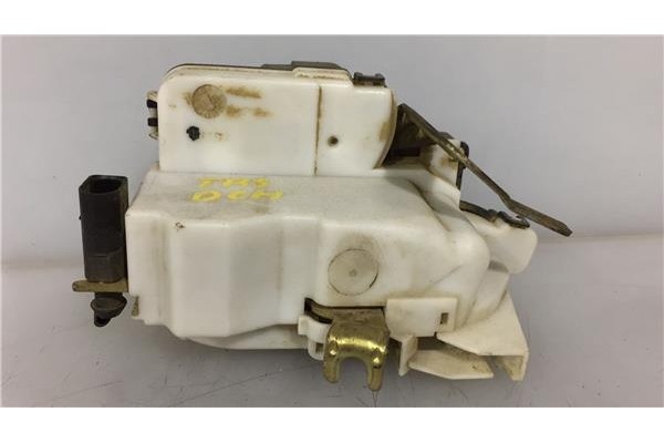 Recambio de cierre electromagnetico trasero derecho para seat cordoba fastback (6k2) 1.6 referencia OEM IAM 6K4839016G  