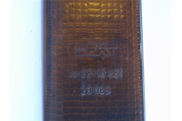 Recambio de intermitente delantero izquierdo para seat ibiza referencia OEM IAM A281088123089  