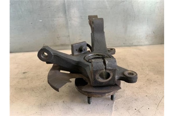 Recambio de mangueta delantero izquierda para kia carnival 2.9 td referencia OEM IAM K56B33031  