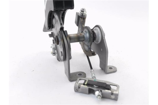 Recambio de palanca freno de mano para hyundai kona (os) 1.0 pure referencia OEM IAM 59710J9000TRY  