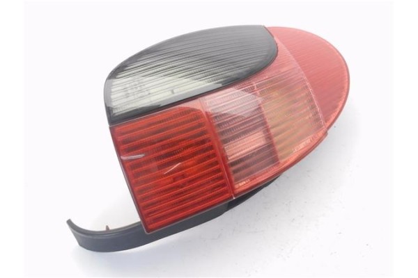Recambio de piloto trasero derecho para peugeot 306 break 1.6 boulebard referencia OEM IAM 6351J3  