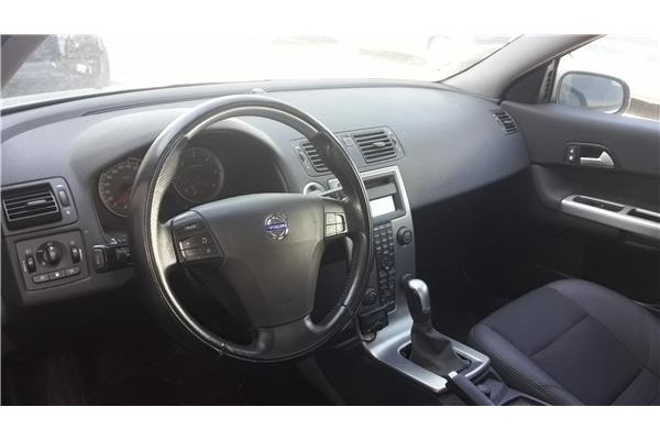 volvo c30 del año 2008
