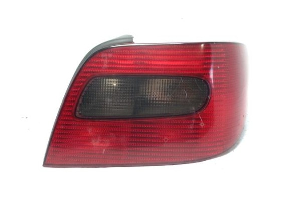 Recambio de piloto trasero derecho para citroen xsara berlina referencia OEM IAM 6351J5 2202363 25340801 , CITROËN