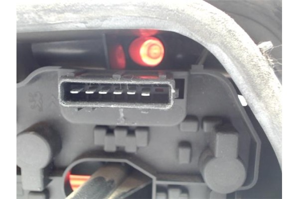 Recambio de piloto trasero derecho para citroen xsara berlina referencia OEM IAM 6351J5 2202363 25340801 , CITROËN