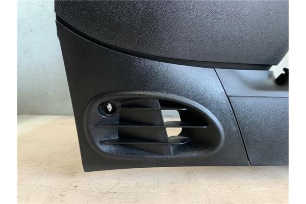 Recambio de embellecedor consola central para fiat 500 1.2 referencia OEM IAM 735451108  