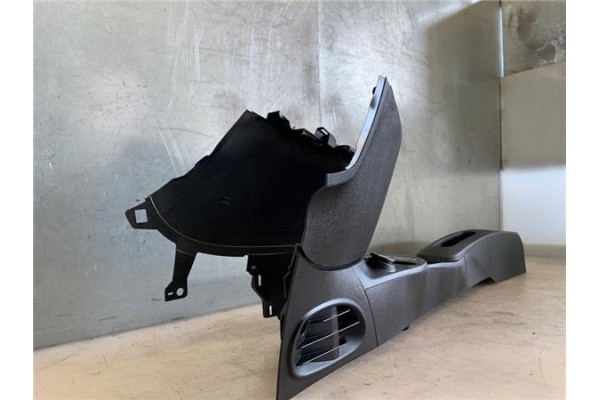 Recambio de embellecedor consola central para fiat 500 1.2 referencia OEM IAM 735451108  