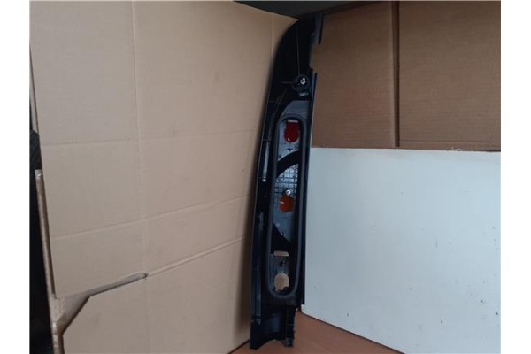 Recambio de piloto trasero derecho para renault kangoo i (f/kc0) 1.9 oasis referencia OEM IAM RN9164153 42244090 