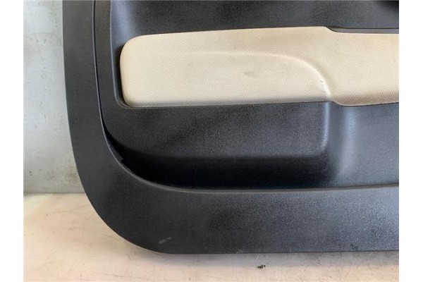 Recambio de guarnecido puerta delantero izquierda para fiat 500 1.2 referencia OEM IAM 51779924  