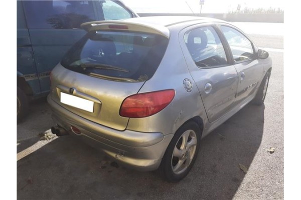 peugeot 206 del año 1998
