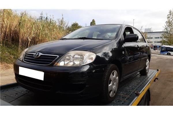 toyota corolla (e12)(2002) del año 