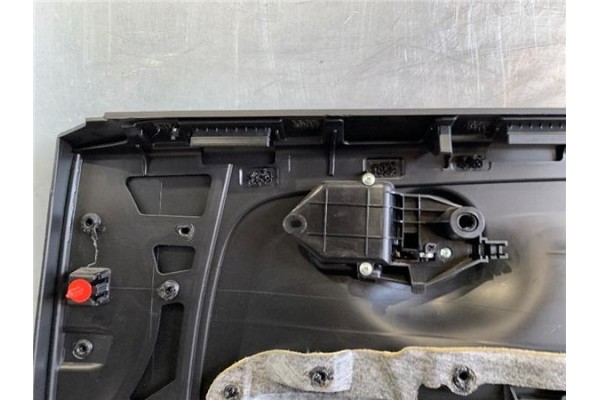 Recambio de guarnecido puerta delantero izquierda para fiat 500 1.2 referencia OEM IAM 51779924  