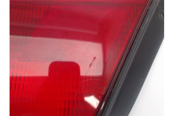 Recambio de piloto trasero derecho para hyundai accent (lc) referencia OEM IAM 9240225510  