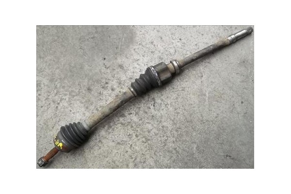 Recambio de palier delantero derecho para peugeot 206 berlina (1998) 1.4 i referencia OEM IAM   