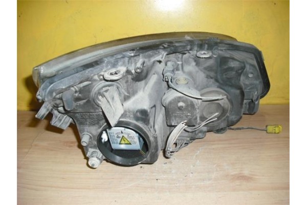 Recambio de faro delantero izquierdo para renault scenic ii (jm) 1.9 dci (jm12, jm0g) referencia OEM IAM 7701064142  