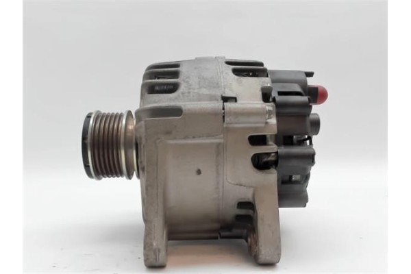 Recambio de alternador para dacia duster i 1.5 ambiance 4x2 referencia OEM IAM 231005770R 2612249B 