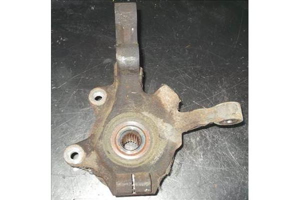 Recambio de mangueta delantero derecha para renault clio ii fase i (b/cbo)(1998) 1.4 (b/cb0c) referencia OEM IAM   