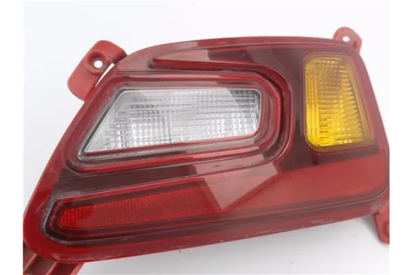 Recambio de piloto defensa trasero derecho para hyundai kona (os) 1.0 pure referencia OEM IAM 92406J9000  
